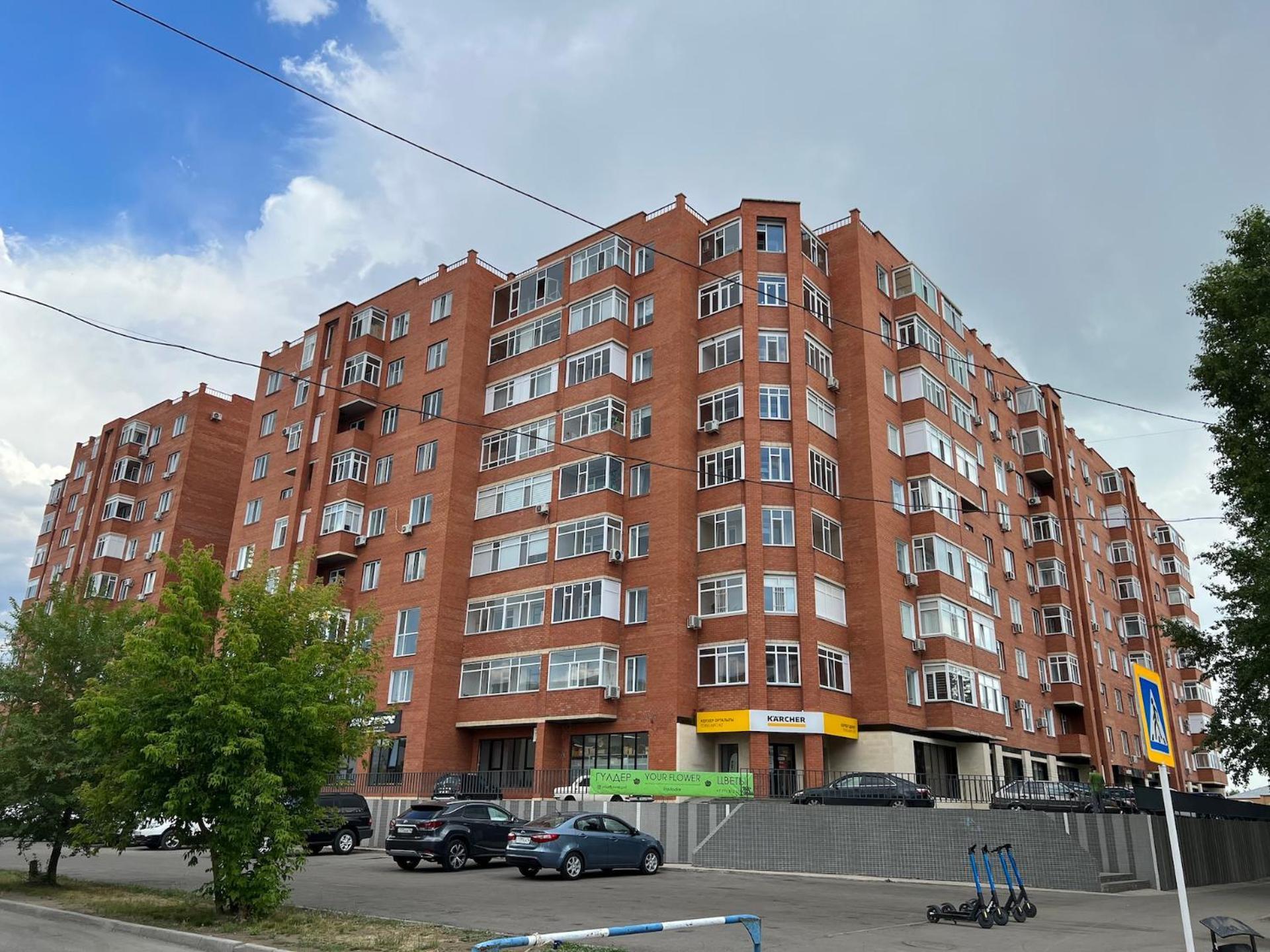 Uutnaya Quartira V Novom Dome Appartement Pavlodar Buitenkant foto